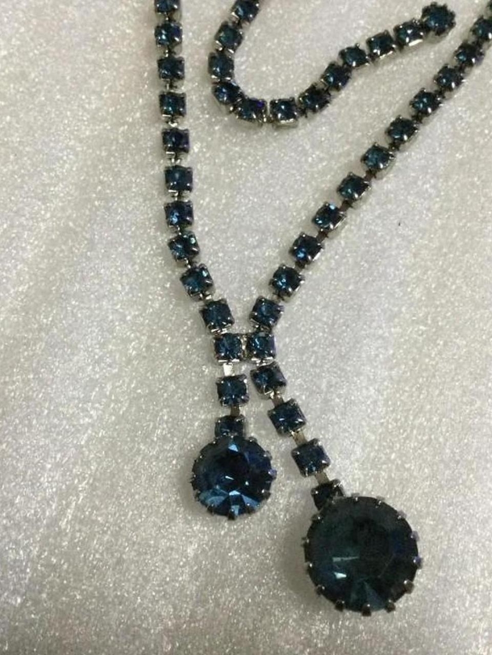 Vintage Blue Rhinestone Necklace